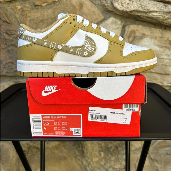 Nike Dunk Low “Barely Paisley” Size 5.5 Women / 4Y - Picture 1 of 10